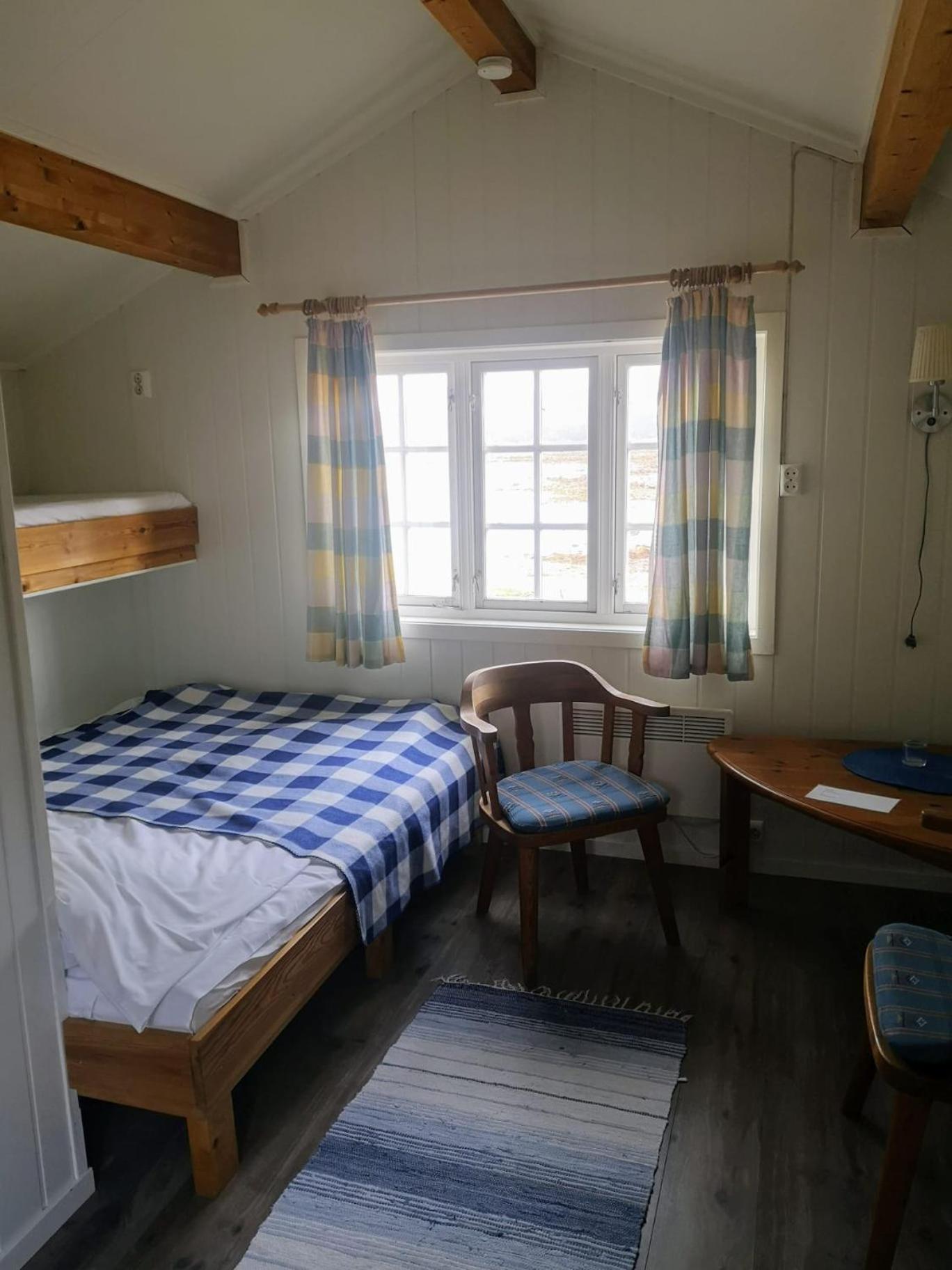 Ulvsvag Gjestgiveri Og Fjordcamping As 외부 사진